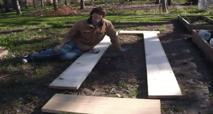 Read more about the article How To Build Raised Garden Beds